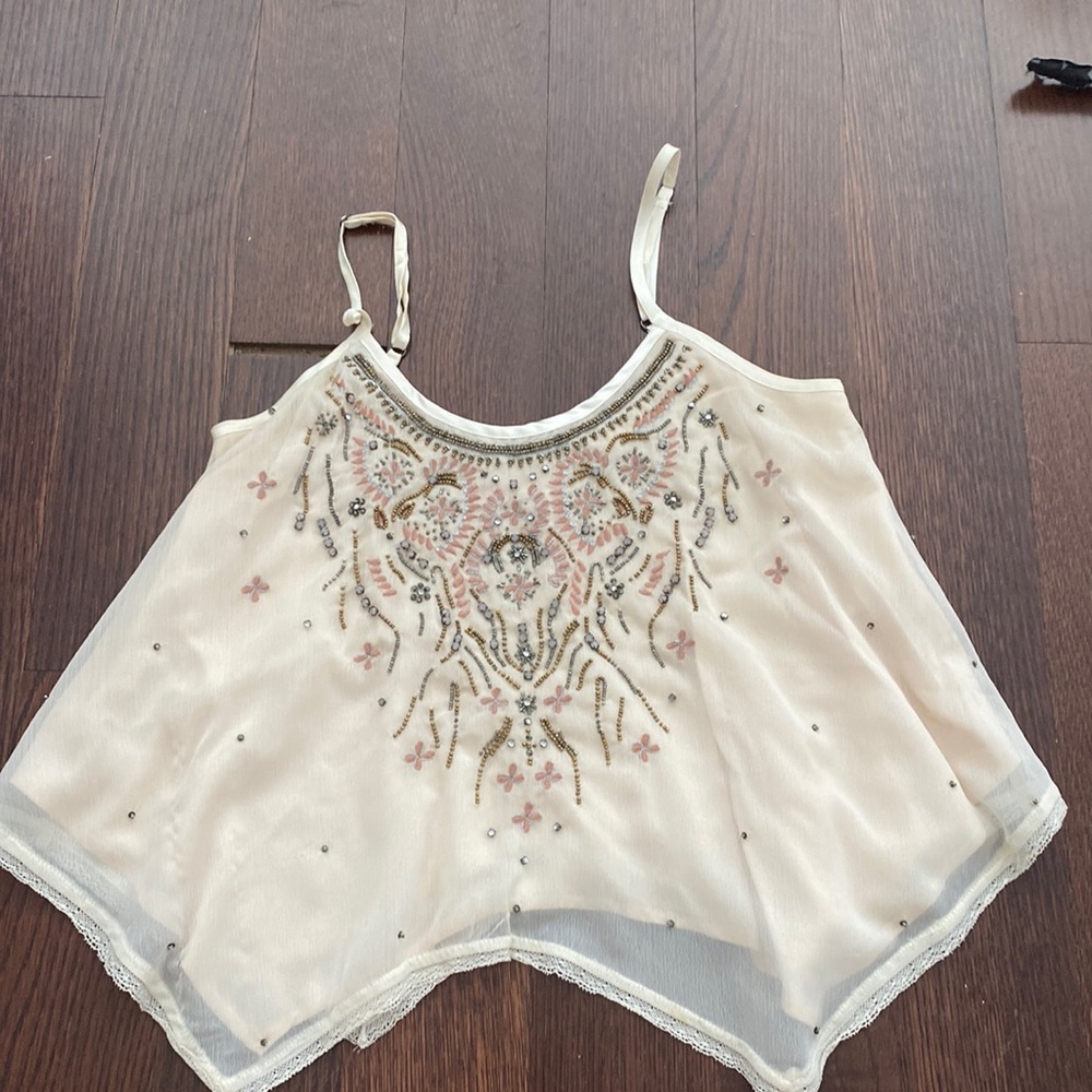 Beaded tank
